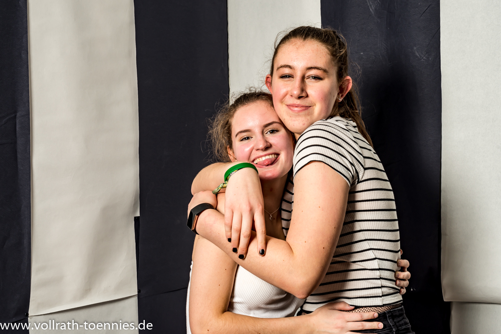 2020 02 01 Black & White Party 2430